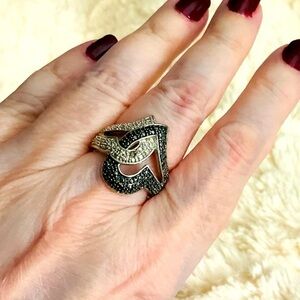Entwined Hearts Ring, Real Diamond  Chips, Rhodium over Silver, Size 7 Low rise